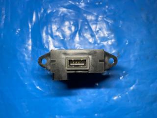разъем AUX / USB Alfa Romeo Giulia 952 2017, 2.0 л., бензин, АКПП, серебро, седан, 156129168
