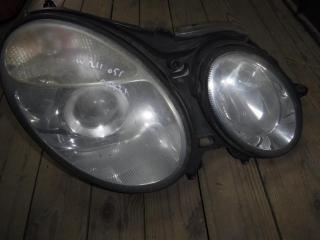 фара правая Mercedes-Benz E-Класс W211/S211 2005, 2.2 л., CDi, дизель, МКПП, универсал