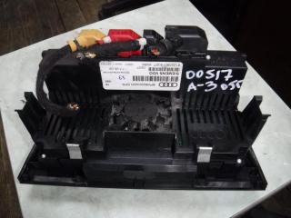 блок управления печки / климат-контроля Audi A3 8P 2005, 2.0 л., TDi, дизель, МКПП, хетчбэк 5 дв., 8P0820043H