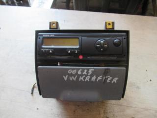 пепельница Volkswagen Crafter 1 поколение 2006, 2.5 л., TDi, дизель, МКПП, микроавтобус