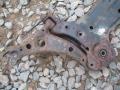 балка подвески передняя (подрамник) Toyota Avensis 1 поколение (T220) 2000, 2.0 л., TD, дизель, МКПП, универсал - фото №4