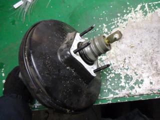 вакуумный усилитель тормозов Volvo V50 1 поколение 2004, 2.0 л., дизель, МКПП, универсал, 4N512B195AL