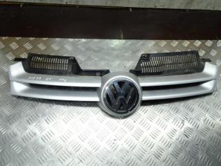 решетка радиатора Volkswagen Golf 4 поколение 2004, 2.0 л., МКПП, хетчбэк 5 дв., 1K0853653