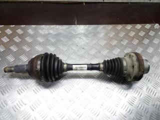 полуось передняя правая (приводной вал, ШРУС) Volkswagen Touareg 1 поколение 2005, 3.0 л., МКПП, внедорожник 5 дв., 7L0407271E