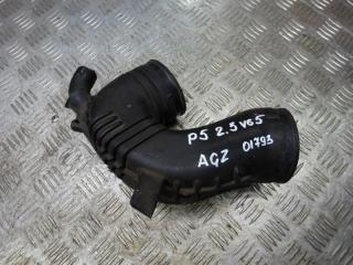 патрубок воздушного фильтра Volkswagen Passat B5 1998, 2.3 л., МКПП, седан, 3B0129615C