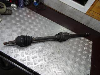 полуось передняя правая (приводной вал, ШРУС) Renault Megane 2 поколение 2005, МКПП, универсал
