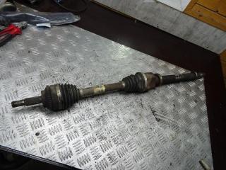 полуось передняя правая (приводной вал, ШРУС) Renault Clio 2 поколение [2-й рестайлинг] 2005, 1.5 л., МКПП, хетчбэк 5 дв., 8200538738