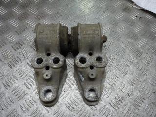 cайлентблок Audi A6 4B/C5 1998, 2.8 л., МКПП, универсал, 8E0501521H