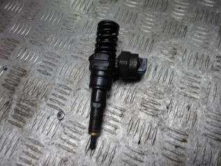 форсунка Volkswagen Transporter T5 2006, 1.9 л., 038130073M