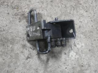 петля двери Volkswagen Touareg 1 поколение 2004, 7L0831412