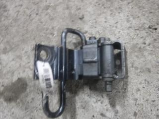 петля двери Volkswagen Touareg 1 поколение 2004, 7L0833412