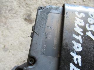 блок ABS Hyundai Santa Fe 1 поколение (SM) 2002, 2.0 л., CRDi, дизель, МКПП, внедорожник 5 дв., 95660-26500