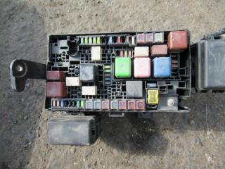 блок предохранителей Toyota Land Cruiser Prado J120 2003, 3.0 л., дизель
