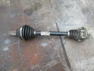 полуось передняя левая (приводной вал, ШРУС) Volkswagen Fox 2 поколение 2007, 1.2 л., i, бензин, МКПП, хетчбэк 5 дв., 6QE407271H