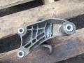 подушка крепления двигателя Volkswagen Transporter T5 2004 - фото №5