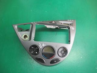блок управления печки / климат-контроля Ford Focus 1 поколение [рестайлинг] 2002, 1.8 л., i, бензин, МКПП, универсал, 2S4H18C612AF