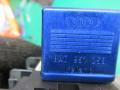 блок предохранителей Audi A3 8L 1999, 1.8 л., i, бензин, МКПП, хетчбэк 5 дв., 8L0941822A - фото №5