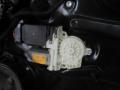 стеклоподъемник электрический передний правый Volkswagen Golf 3 поколение 1998, 2.0 л., i, бензин, МКПП, хетчбэк 5 дв. - фото №3