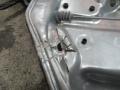стеклоподъемник электрический задний левый Volkswagen Golf 3 поколение 1998, 1.6 л., i, бензин, МКПП, универсал - фото №3
