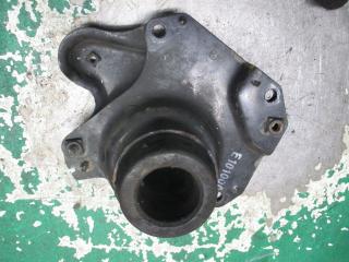 подушка крепления КПП Volkswagen Polo 3 поколение 2001, 6N0199573E