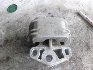 подушка крепления двигателя Volkswagen Sharan 1 поколение [2-й рестайлинг] 2004, 2.8 л., i, бензин, АКПП, минивэн, 7M3199555N