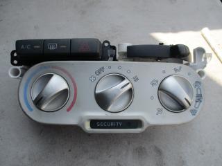 блок управления печки / климат-контроля Toyota Yaris P1 [рестайлинг] 2004, 1.0 л., i, бензин, МКПП, хетчбэк 5 дв.