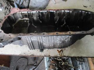 масляный поддон Volvo V70 1 поколение 1998, 2.5 л., 074103603K