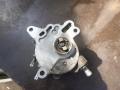 насос вакуумный Volkswagen Passat B6 2006, 2.0 л., 03G145209 - фото №4