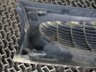 решетка радиатора Ford Fiesta 4 поколение 1998, 1.3 л., МКПП, хетчбэк 5 дв., 96FB8200