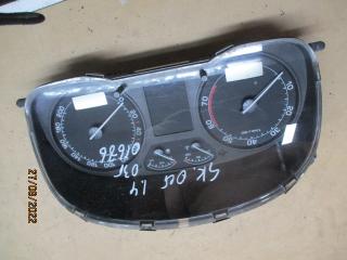 щиток приборов (приборная панель) Skoda Octavia 1 поколение [рестайлинг] 2003, 1.4 л., МКПП, хетчбэк 5 дв., 1U0920811A