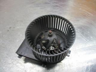 моторчик печки Volkswagen Golf 3 поколение 2000, 1.4 л., МКПП, хетчбэк 5 дв., 1J1819021B