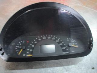 щиток приборов (приборная панель) Mercedes-Benz Vito W639 2005, 2.2 л., A6394460321