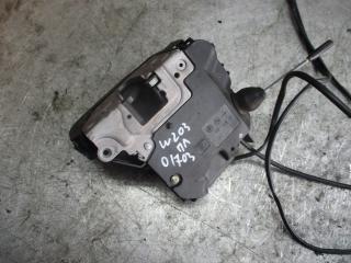 замок двери передней левой Mercedes-Benz C-Класс W203/S203/CL203 2002, 2.2 л., МКПП, универсал