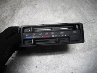 блок управления печки / климат-контроля Suzuki Alto 5 поколение 2001, 1.1 л., МКПП, хетчбэк 5 дв., 7242181A00