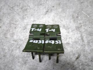 петля крышки багажника Volkswagen Transporter T4 1995, 2.4 л., МКПП, микроавтобус, 701829641E