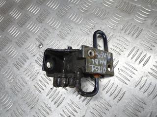 петля двери Audi A4 B6 2003, 2.0 л., МКПП, седан, 8E0831411