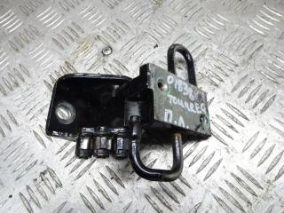 петля двери Volkswagen Touareg 1 поколение 2005, 3.0 л., МКПП, внедорожник 5 дв., 7L0831411A