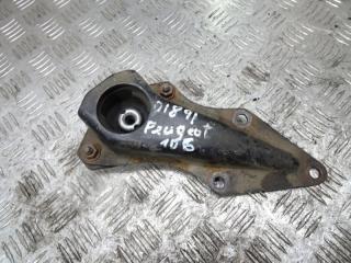 кронштейн двигателя Peugeot 106 1 поколение [рестайлинг] 2001, 1.1 л., МКПП, хетчбэк 5 дв., M810621