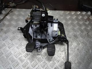 узел педальный (блок педалей) Renault Clio 2 поколение [2-й рестайлинг] 2005, 1.5 л., МКПП, хетчбэк 5 дв.