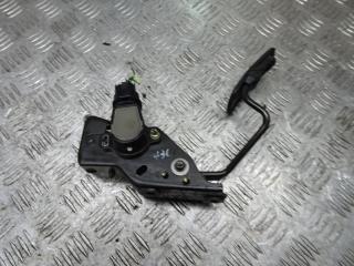 педаль Toyota Previa XR30/XR40 2002, 2.0 л., МКПП, минивэн