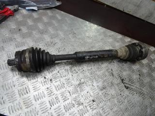 полуось передняя правая (приводной вал, ШРУС) Volkswagen Passat B5 1998, 1.6 л., МКПП, универсал