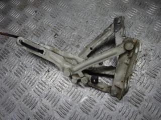 петля капота Volkswagen Multivan T5 2004, 2.5 л., МКПП, микроавтобус, 7H0823302D, 7H0823301D