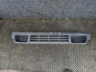 заглушка (решетка) в бампер Volkswagen Transporter T5 2006, 1.9 л., МКПП, микроавтобус, 7H0807719