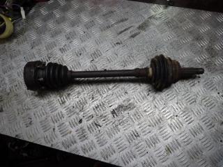полуось передняя левая (приводной вал, ШРУС) Volkswagen Polo 3 поколение 1997, 1.4 л.