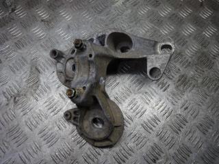 кронштейн двигателя Audi A6 4F/C6 2006, 2.0 л., 4F0199351N