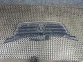решетка радиатора Volkswagen Touran 1 поколение 2005, 1.6 л., МКПП, минивэн - фото №2