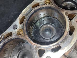 блок цилиндров Peugeot 307 1 поколение 2004, 2.0 л., RHR