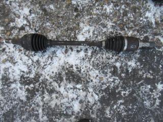 полуось передняя левая (приводной вал, ШРУС) Renault Clio 2 поколение [2-й рестайлинг] 2007, 1.2 л.