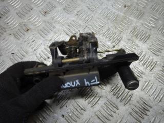 ручка крышки багажника Volkswagen Transporter T4 1997, 701829239B