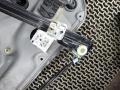 стеклоподъемник электрический передний правый Volkswagen Golf 3 поколение 1999, 1.6 л., МКПП, универсал, 119811104 - фото №9